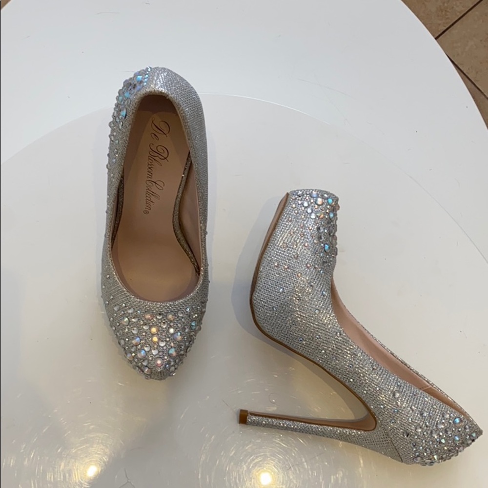 Silver sparkle rhinestone high heel pumps
